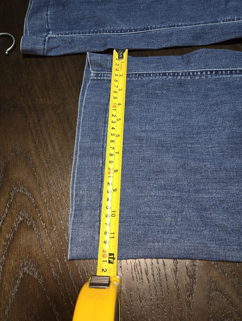 Democracy Mid-Rise Ankle Crop Jeans in Medium Blue - Picture 5 of 9